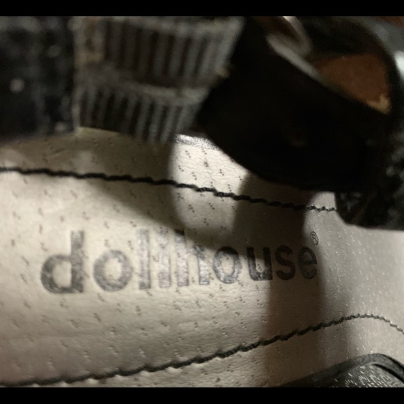 DollHouse sling back 4” pumps - Picture 4 of 5